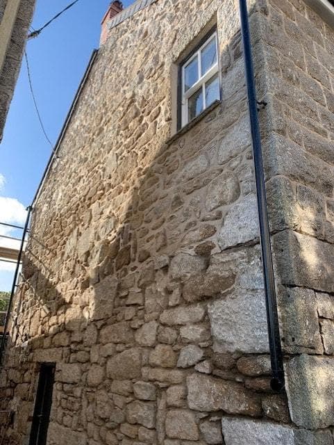 Plastering, rendering & decorating